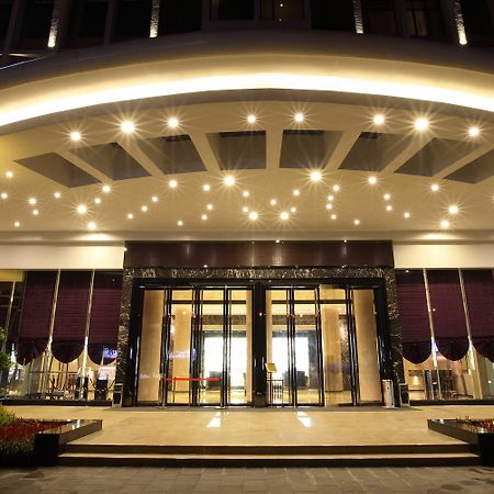 Haoyin Gloria Plaza Hotel Guangzhou Bagian luar foto