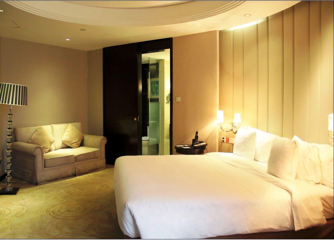 Haoyin Gloria Plaza Hotel Guangzhou Bagian luar foto