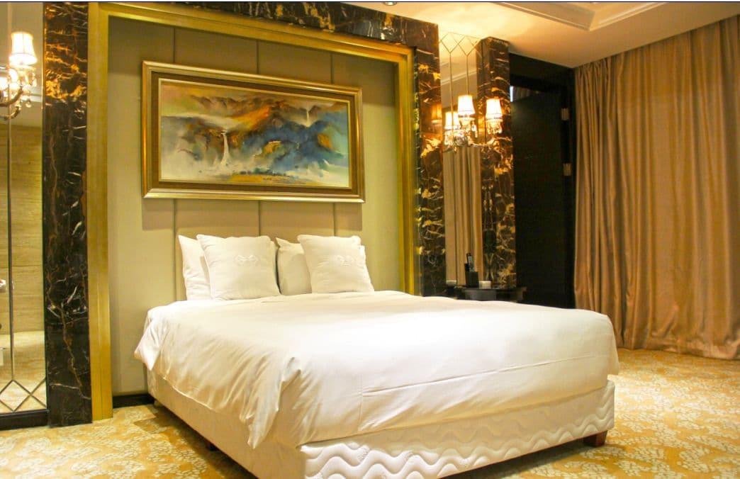 Haoyin Gloria Plaza Hotel Guangzhou Bagian luar foto