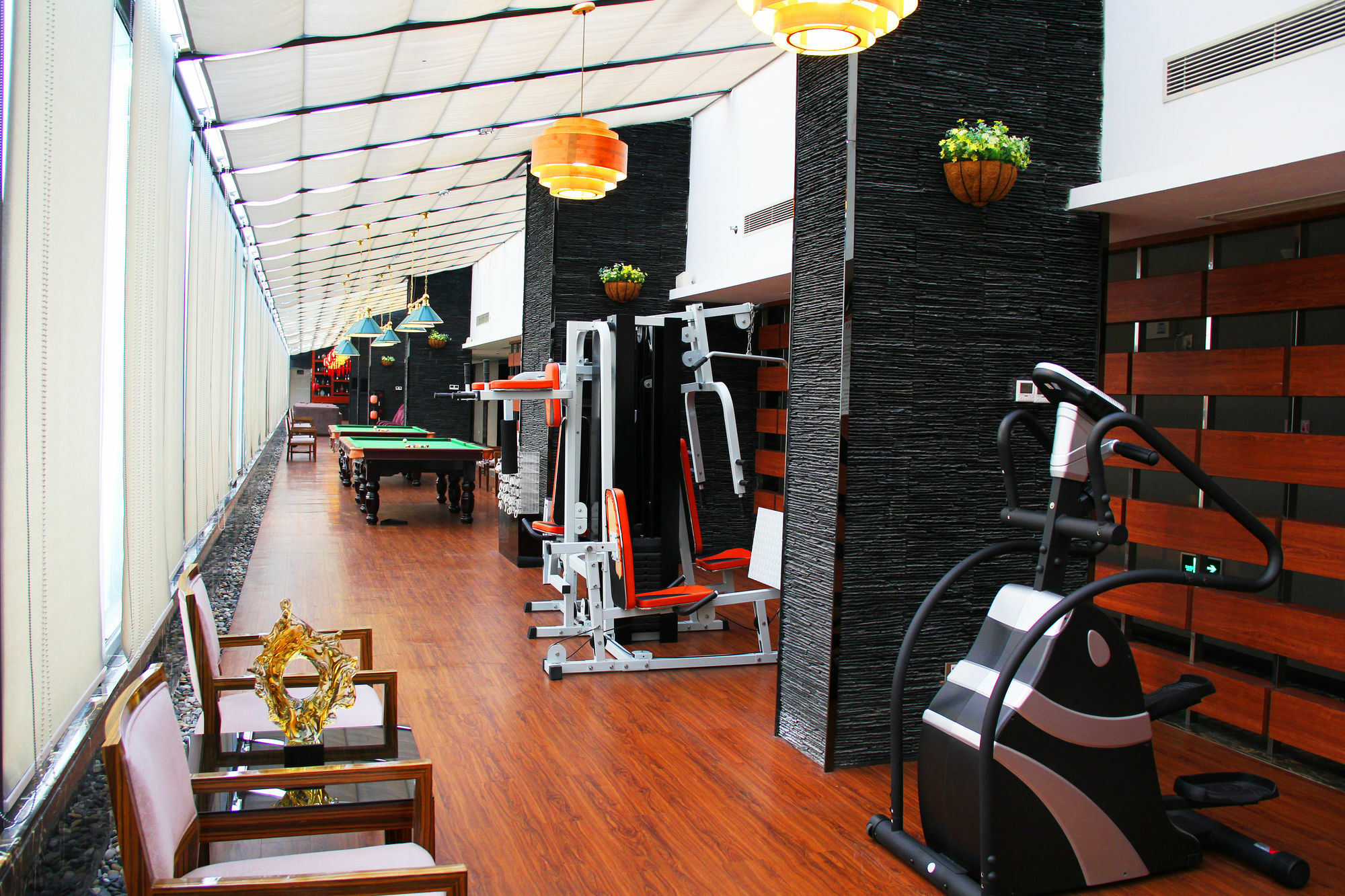 Haoyin Gloria Plaza Hotel Guangzhou Bagian luar foto